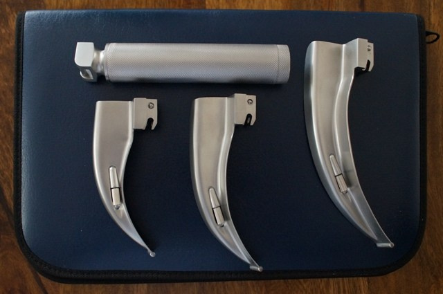 Laryngoskop klasyczny wzierniki nr 2,3,4 Laryngoskop klasyczny wzierniki nr 2,3,4